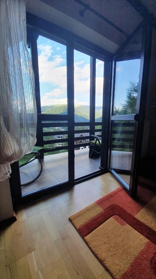 Relaxing Balcony Apartment Sinaia Exterior photo